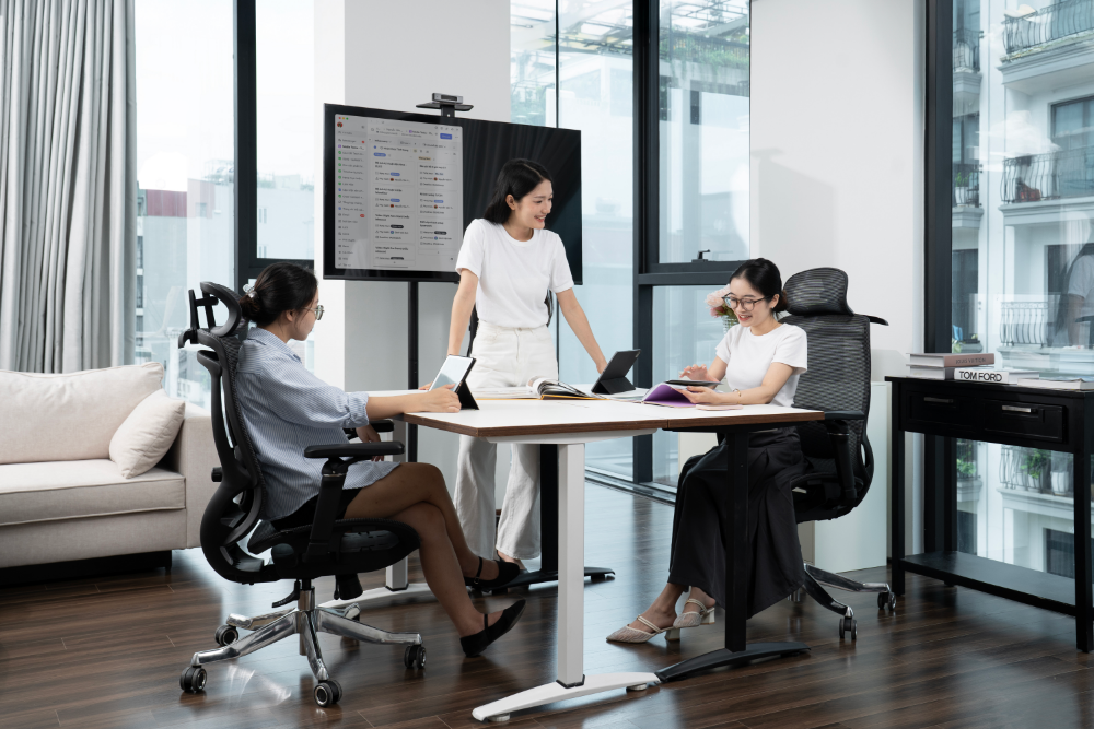 Giá treo tivi di động HyperWork TVC01 37 - 75 inch